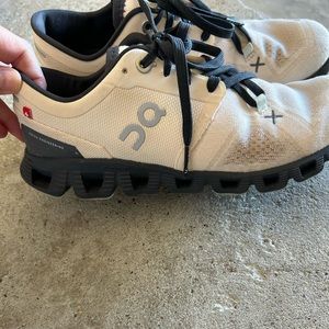 Excellent condition size 6